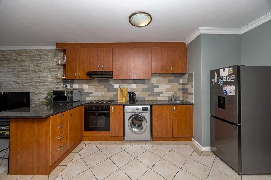 2 Bedroom Property for Sale in Klipkop Western Cape